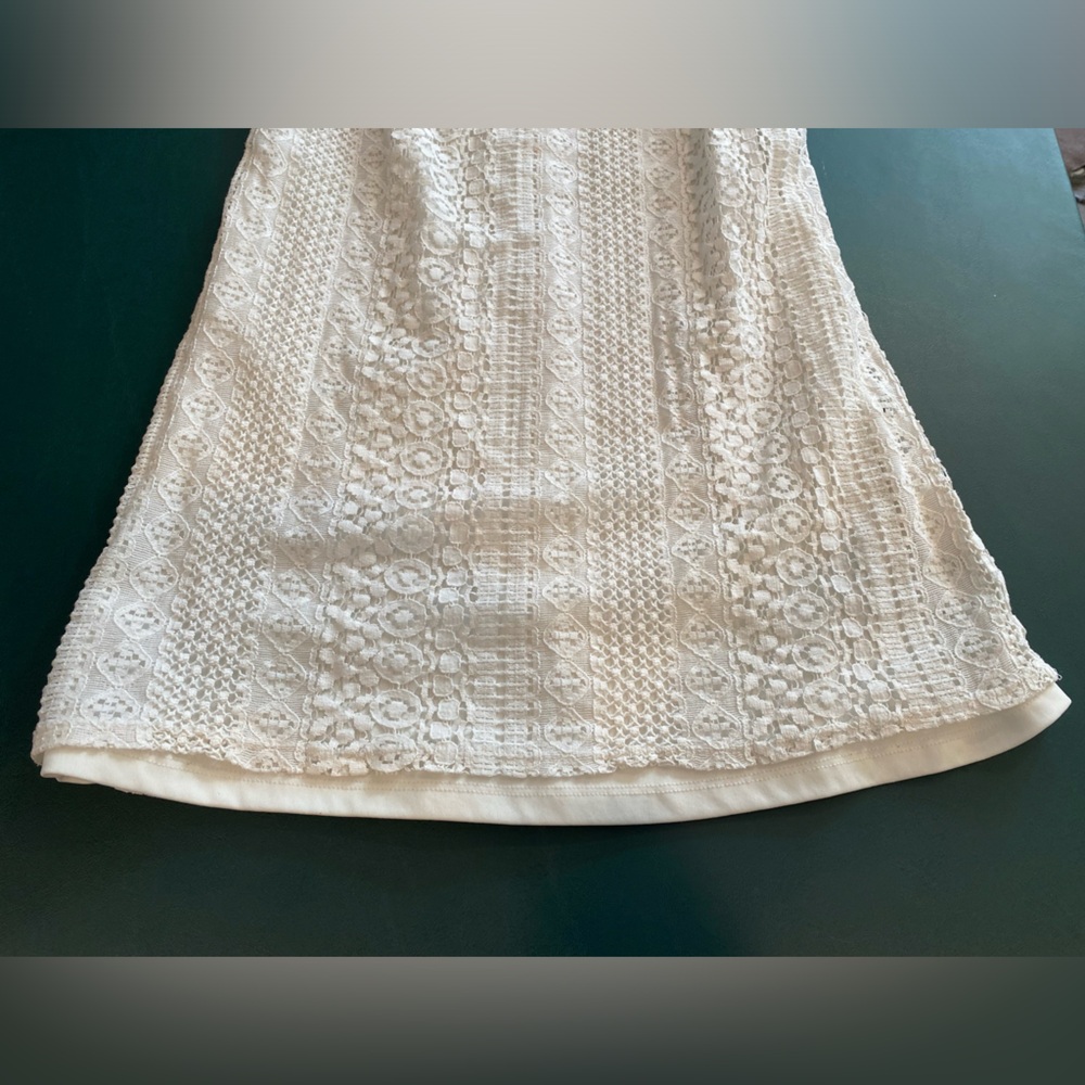 Xhilaration White Lace Keyhole Back Mini Dress - Picture 5 of 9
